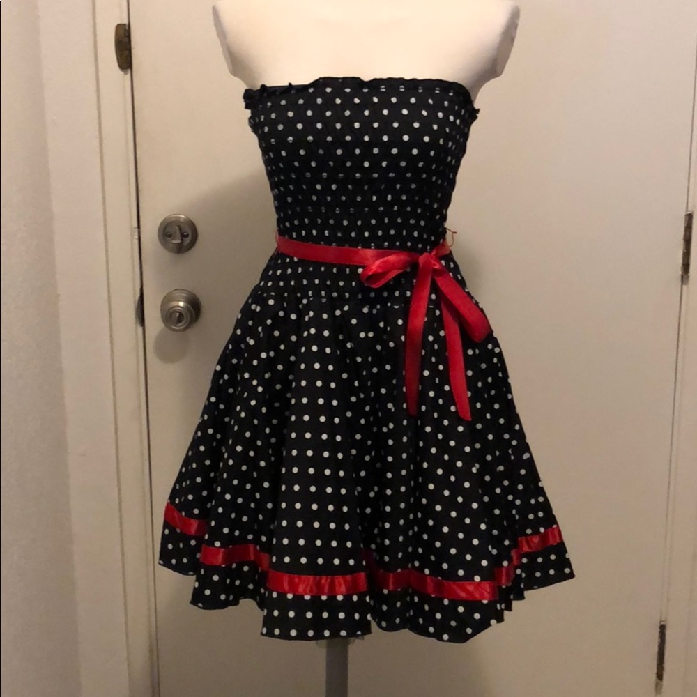 Polka dot junior strapless dress